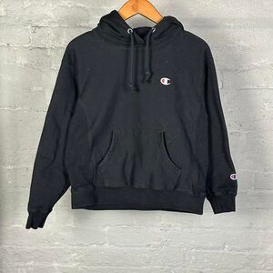 Black Champion reverse weave hoodie with embroidered‎ logo #streetwear